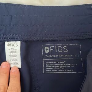 Figs women’s medium joggers pants in navy